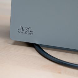CONSOLE PS5 SLIM EDITION LIMITEE 30E ANNIVERSAIRE