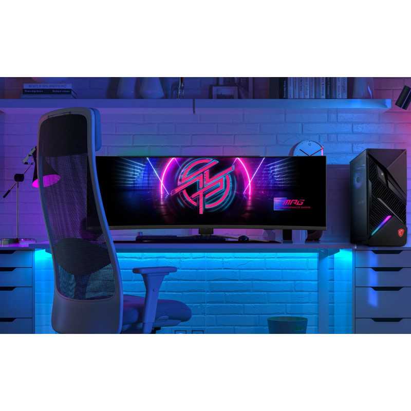 Dalle incurvée 49" DQHD — Le panneau QD-OLED 49" incurvé 1800R en résolution DQHD 5120 x 1440 à 240 Hz.