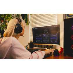 JBL QuantumENGINE — Le logiciel JBL QuantumENGINE qui personnalise le casque et relie simultanément les produits JBL Quantum.