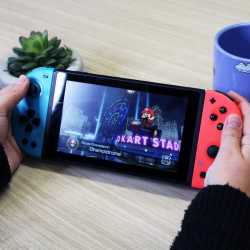 MANETTE SWITCH CON + GRIP - BLEU ET ROUGE X2 GIOTECK SWITCH