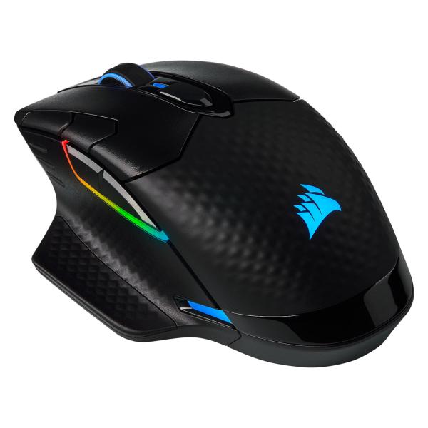 Souris Corsair Dark Core RGB Pro en utilisation